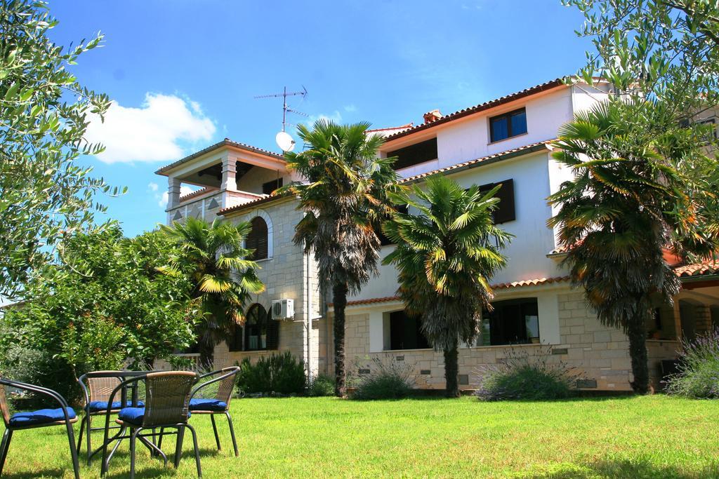 Korsa Apartment Sveti Lovreč Pazenatički エクステリア 写真