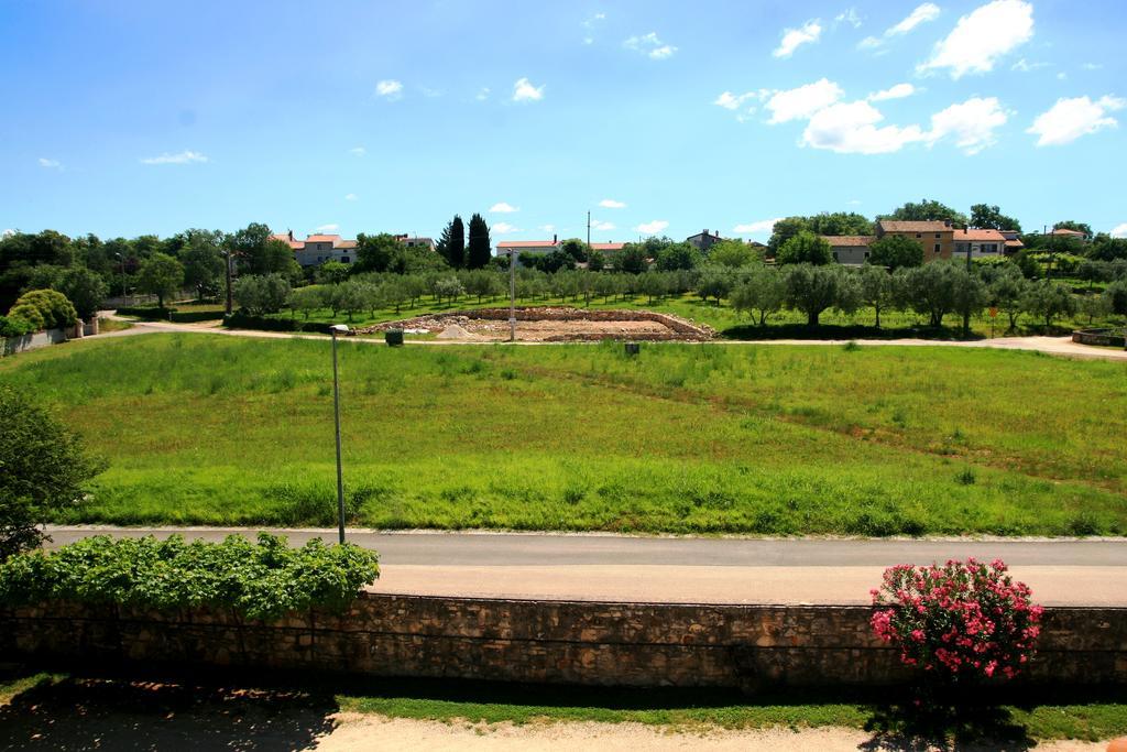 Korsa Apartment Sveti Lovreč Pazenatički エクステリア 写真