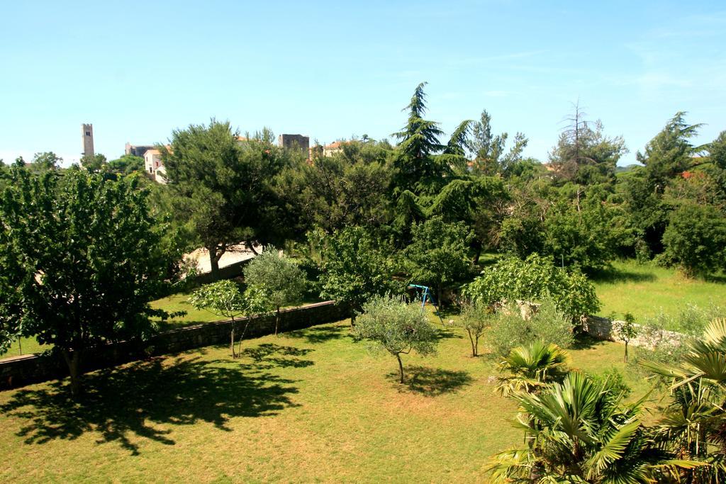 Korsa Apartment Sveti Lovreč Pazenatički エクステリア 写真